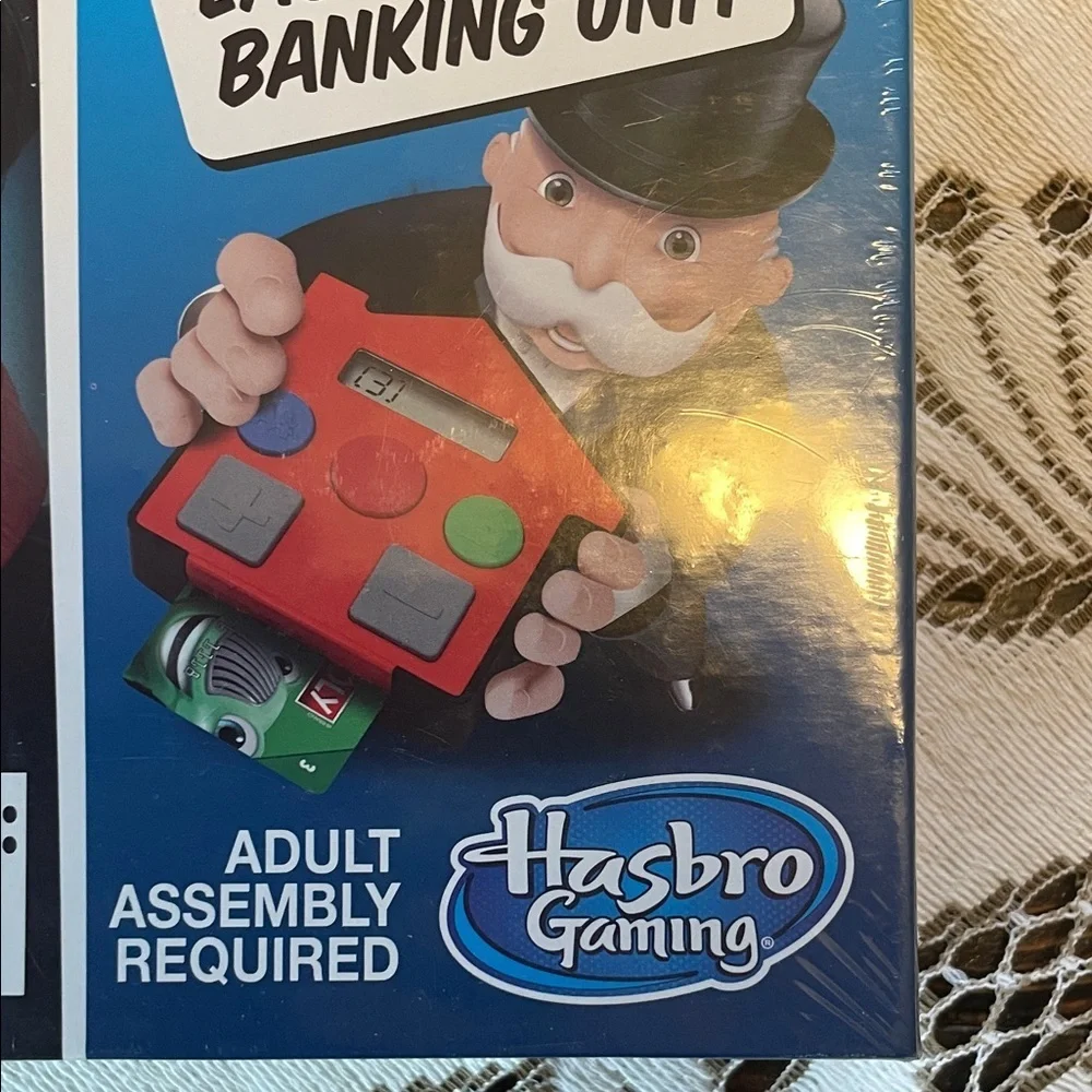 Hasbro Monopoly Junior Electronic Banking Board Gaming NIB